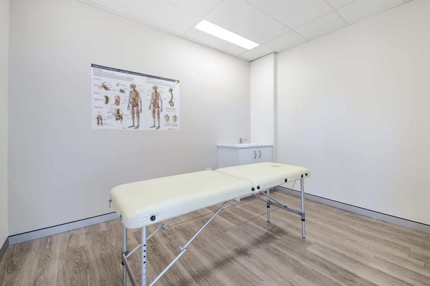 Living Well Chiropractic Treatment Room